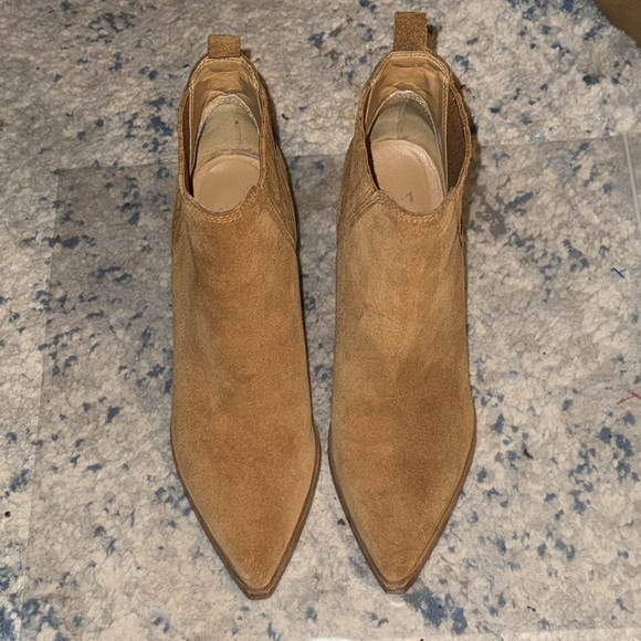 Marc Fisher Gadri suede pointed toe slip on booties Sz 7 M - Picture 6 of 16